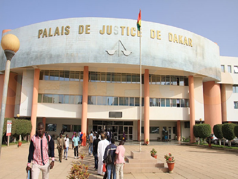 Tribunal: les diffuseurs des sextapes d’Ousmane Noël Dieng condamnés à des peines de 1 à 6 mois de prison ferme