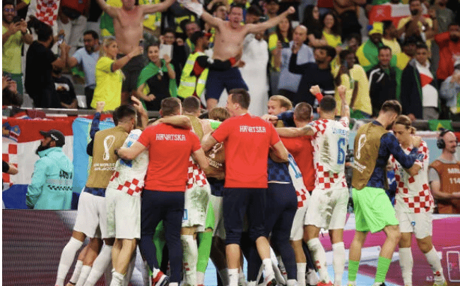 CDM : LA CROATIE TERRASSE LE BRÉSIL ET FILE EN DEMI-FINALE