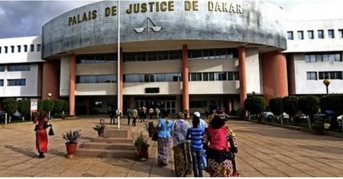 Alerte au Tribunal de Dakar : quatre cabinets bloqués faute de…