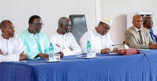 Macky Sall À Ses Potentiels Dauphins : “Ce Qu’il Faut Faire Pour Éviter La Défaite…”