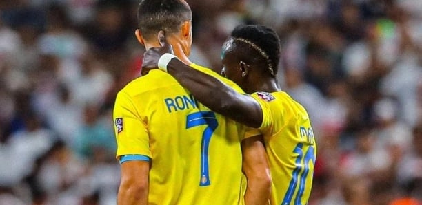 Al-Nassr : Le geste inhabituel de Ronaldo pour Sadio Mané fait la une de la presse internationale