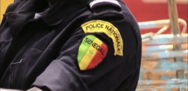 Kaffrine : un policier tire une balle sur lui …